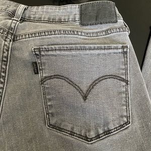 Levi’s Light Gray 711 Skinny Jeans